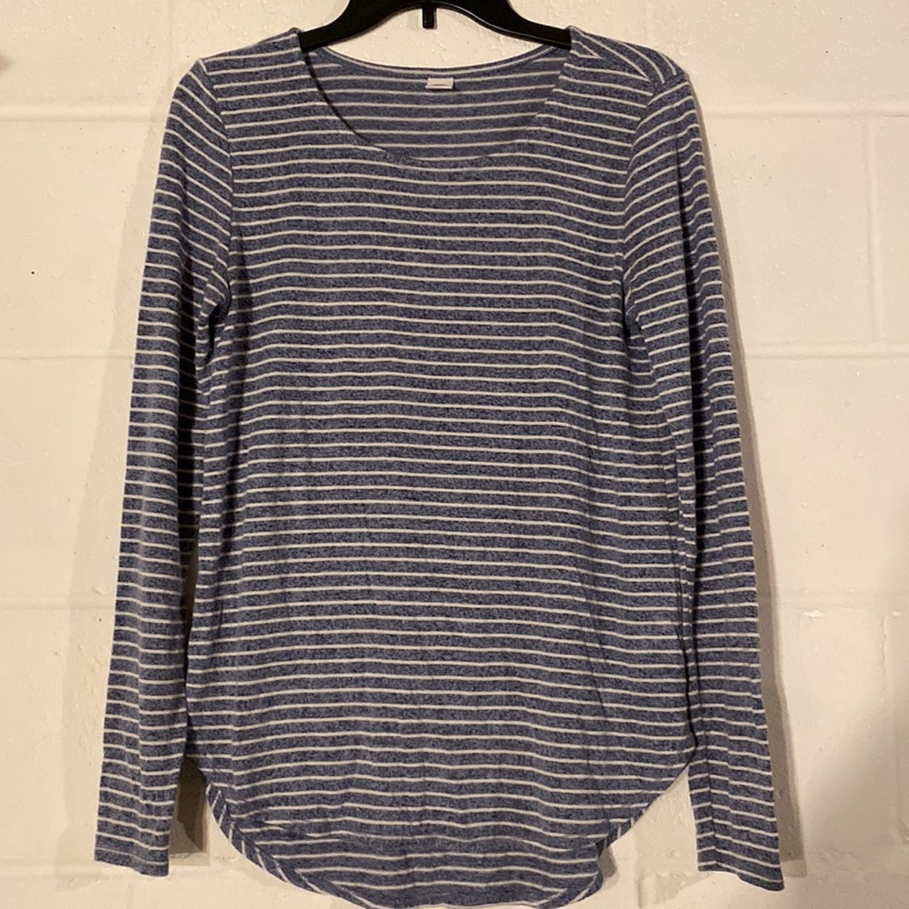 Old Navy knit top